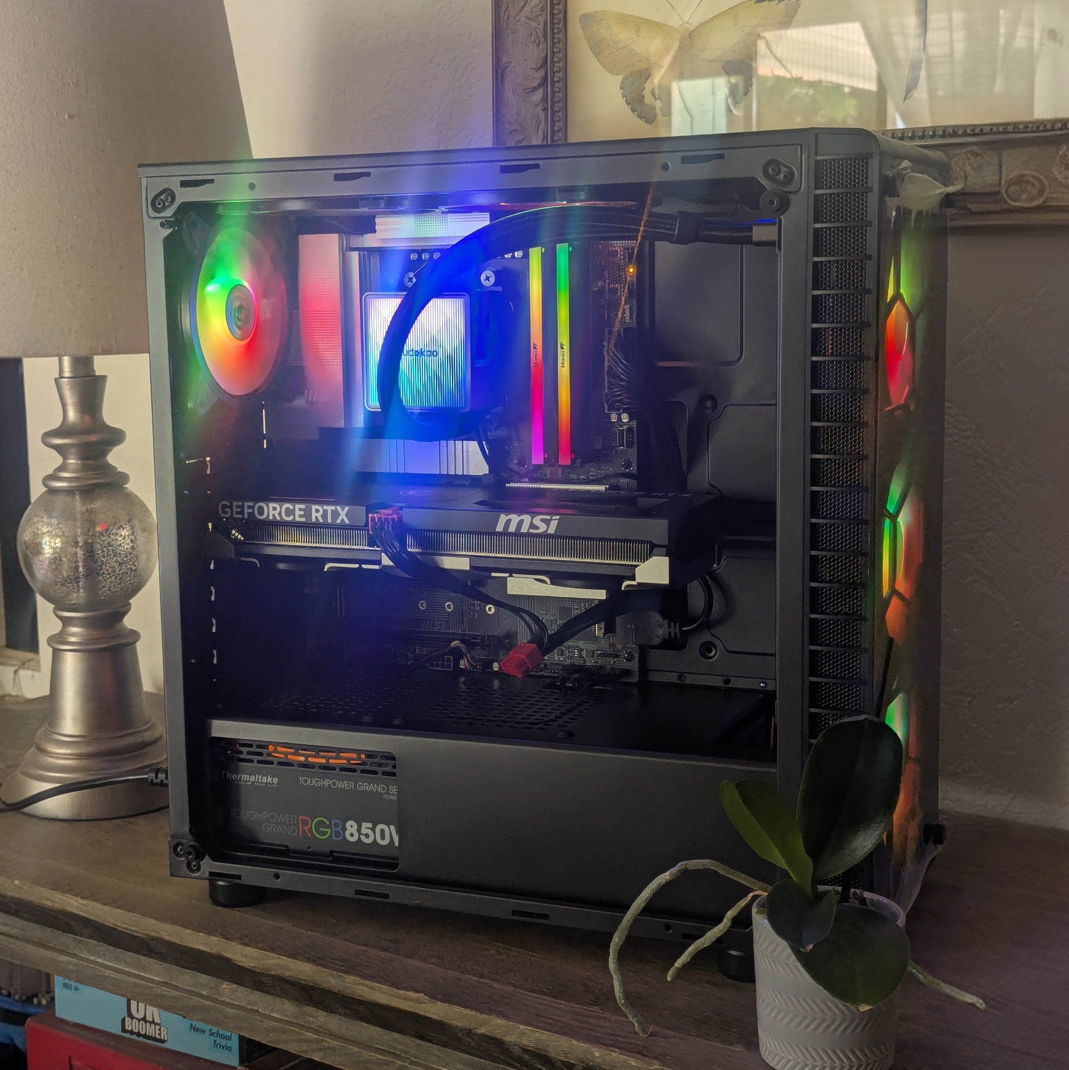 Ryzen 7 9700X + RTX 5060Ti Gaming Desktop PC